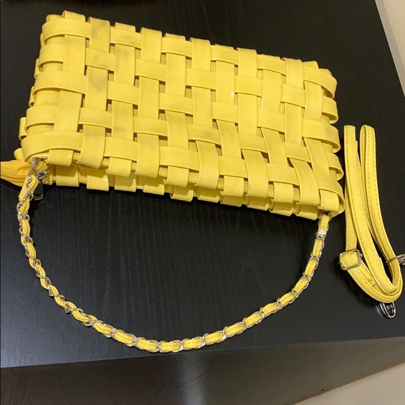 Yellow quilted purse - Picture 2 of 3
